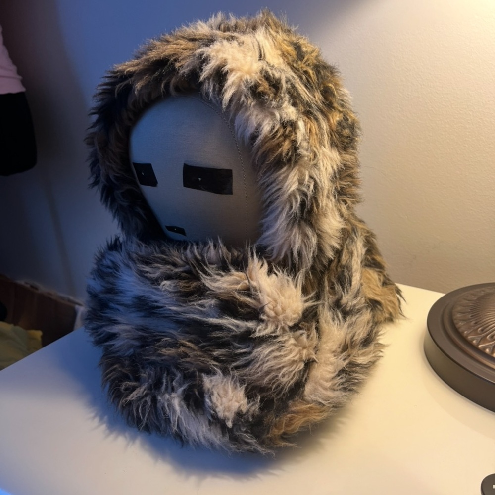 Chic Faux Fur Hooded Wrap with zipper pocket